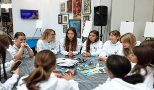 Юные художники Самарской области, ваш выход! Движение Первых открывает конкурс «Мозаика культур»