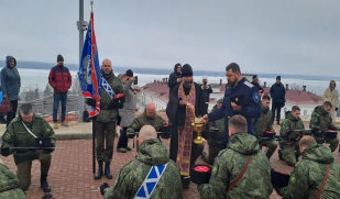 Торжественная отправка казаков Волжского войскового казачьего общества на подготовку и участие в военном параде Победы 9 мая Торжественная отправка казаков Волжского войскового казачьего общества на подготовку и участие в военном параде Победы 9 мая