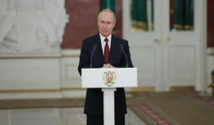 Президент РФ Владимир Путин подписал закон о блокировке дискредитирующего нравственные ценности кино