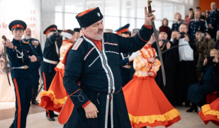 Тольяттинские казаки-кадеты представили свой опыт на историко-документальной выставке в Москве