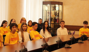  Студенты прикоснулись к традициям коренных малочисленных народов России в Доме дружбы народов