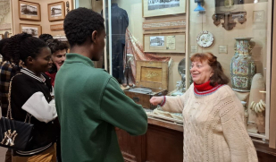 Межкультурный диалог: студенты из разных стран посетили Тольяттинский краеведческий музей