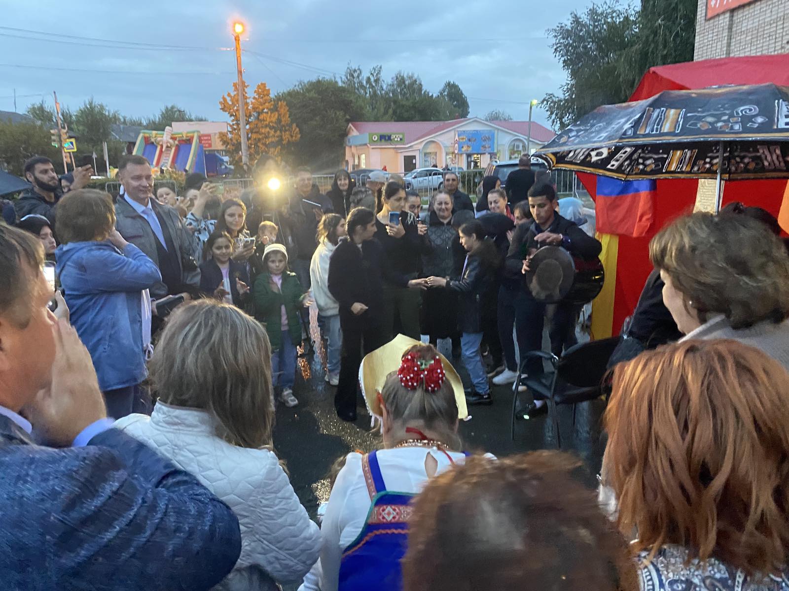 День села самарское. Праздник дружбы народов. День села. Парк дружбы народов Самара. День дружбы народов Самарской области.