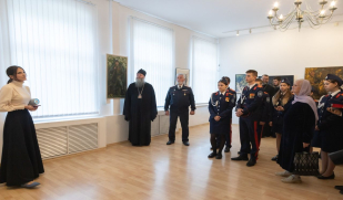 Память, ставшая опорой: кадеты Самарского казачьего кадетского корпуса на выставке «Луганцы. Двенадцать лет войны»