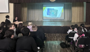 В самарской школе для детей мигрантов провели лекцию адаптационного курса В самарской школе для детей мигрантов провели лекцию адаптационного курса